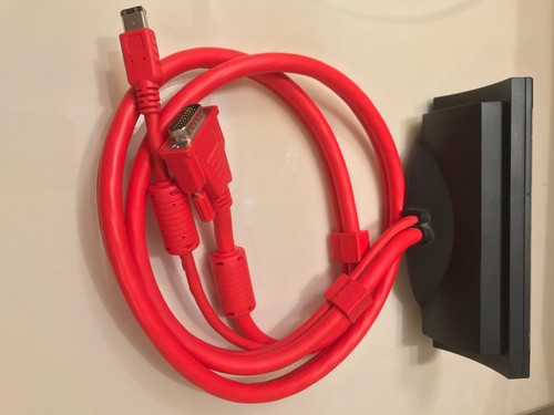 Pinnacle Systems Black Box Audio/Video Port P/N 41001376 - Picture 2 of 3