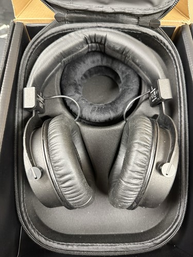 Beyerdynamic DT 1770 PRO MKII Closed-Back Studio Headphones