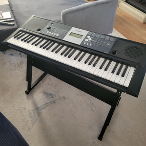 Adjustable Sturdy Z-Stand Electronic Keyboard Stand Compatible for 61~88 Keys