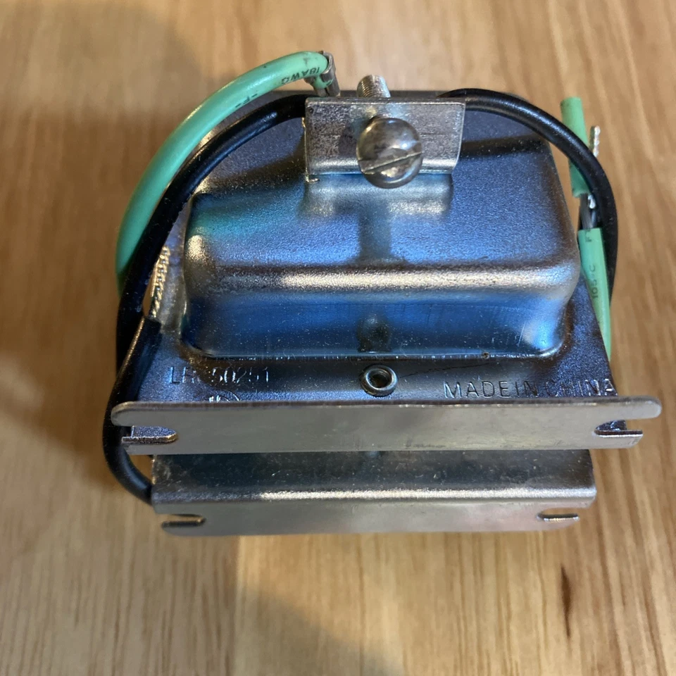 Edwards 590 Signaling Class 2 Transformer 120VAC Input, 10VAC Output NEW in Box - Image 2 of 3