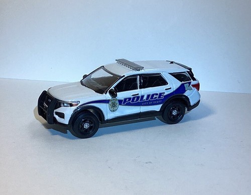 Greenlight 1/64 Hot Pursuit 2020 Custom Ford Explorer, City of Scott, Louisiana