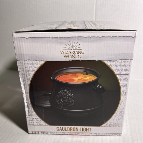 Harry Potter Hogwarts School Color Changing Cauldron Light w/ Lid Paladone - Picture 4 of 6