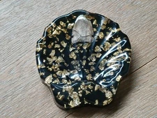 Shell Shaped Lucite Soap Dish Trinket Tray Acrylic Black Glitter VTG - FREE SHIP