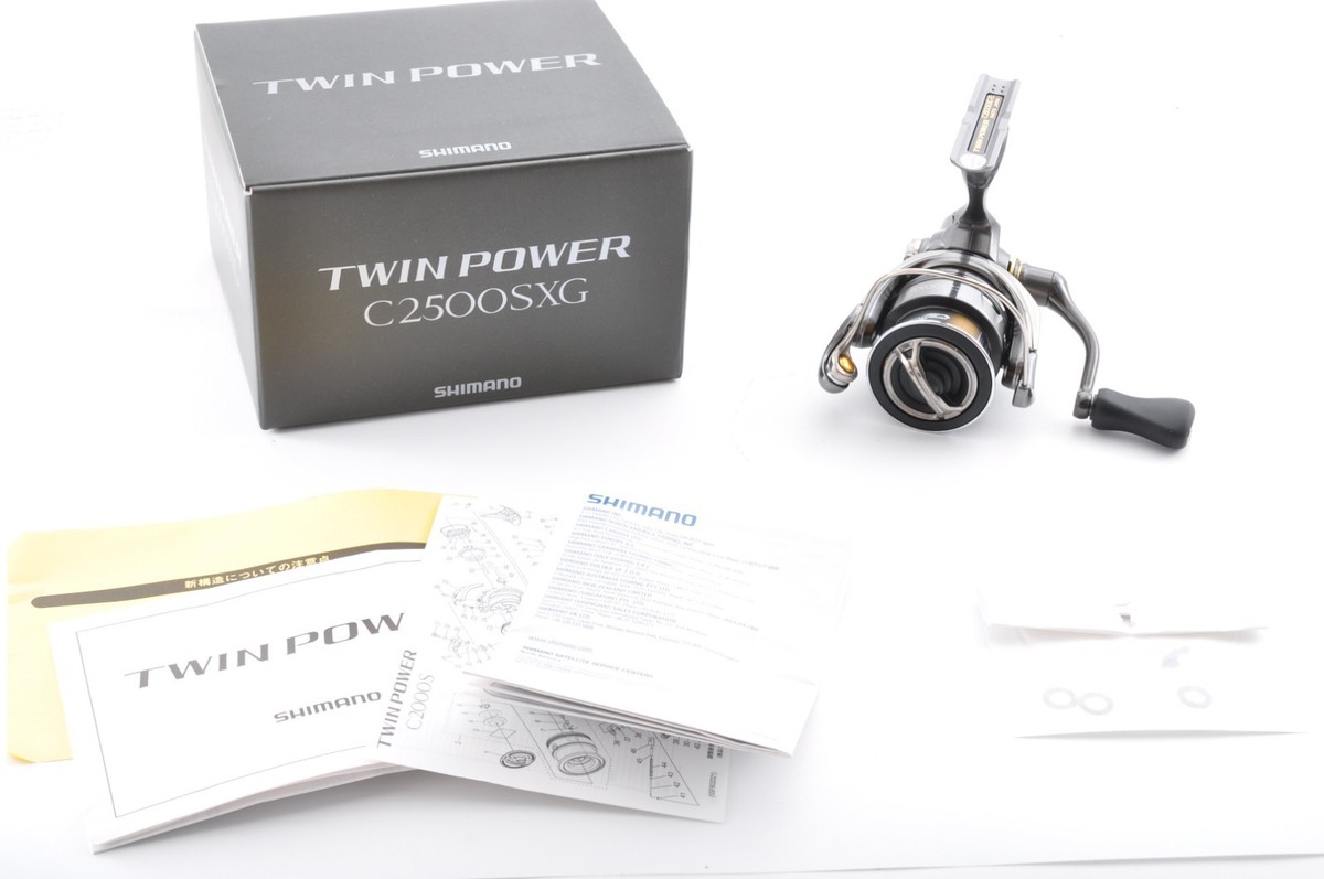 Shimano 24 Twin Power C2500SXG Near Mint Fishing Spinning Reel