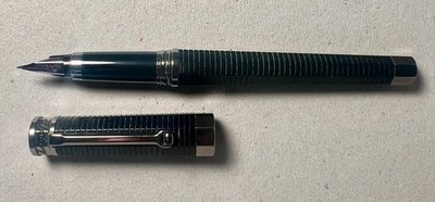 Montegrappa NeroUno Fountain Pen 18K 750