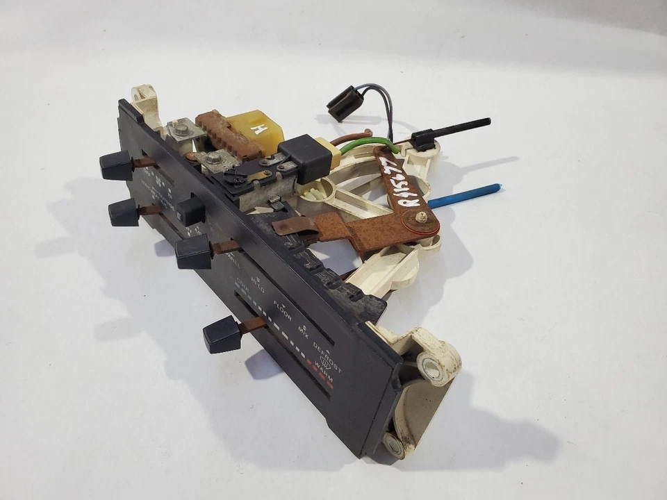 1985 1986 年福特野马 II 原始设备制造商温度控制 — 第 2/4 张图片