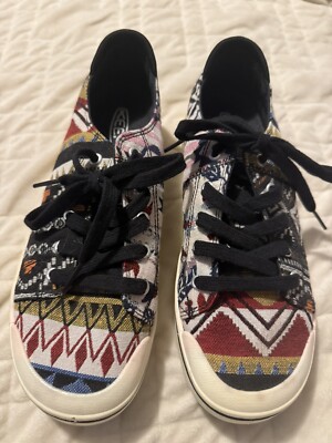 Keen Elsa IV Aztec Low Top Sneakers Wmns 9.5  W Wide Lace Up Casual Comfort Shoe