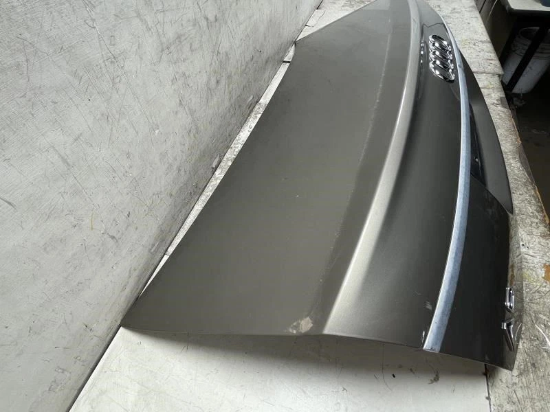 Audi A6 2008 sedán tapa maletero carcasa OEM+ (Dakar beige metálico) Foto 2 de 4