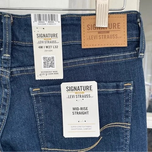 Levi's Women's Jeans - Picture 8 of 11