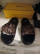 Fendi Slides Wms Size 10
