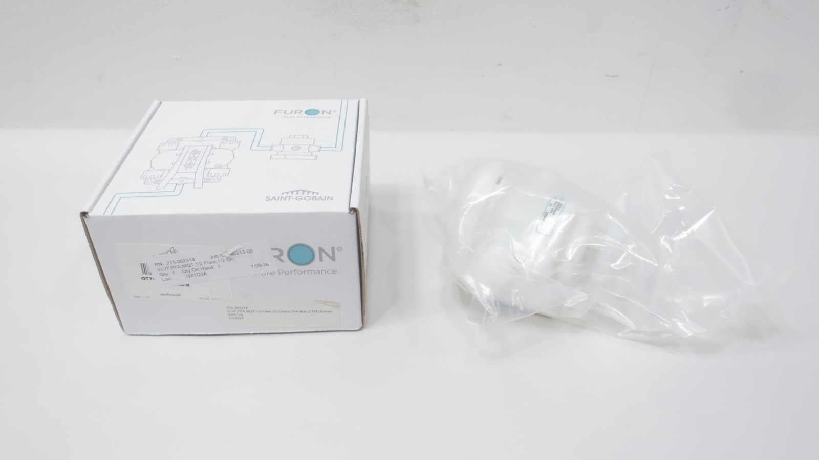 Furon UPX2-F88-M 2 Way Manual Diaphragm Valve