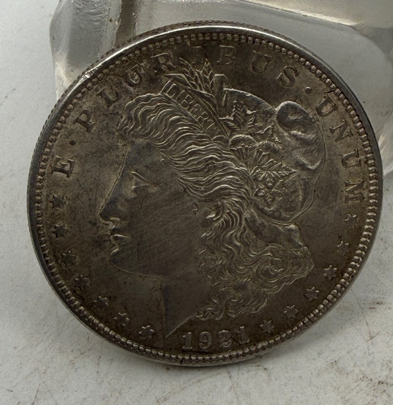 1921 MORGAN SILVER DOLLAR $1 US COIN