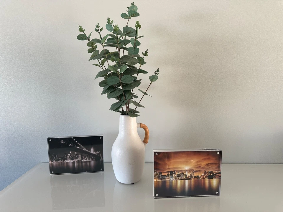 2 pack 4x6  Acrylic Photo Frame, Free Standing Magnetic picture frame , double  - Image 2 of 4