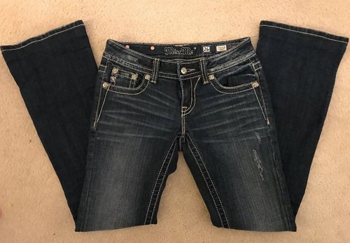 EUC! Damen Miss Me Denim Boot Cut Jeans mit Strassverzierung Größe 26 einmal getragen! - Bild 3 von 6