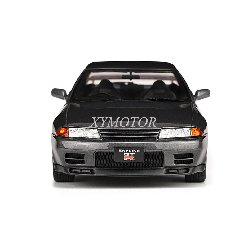 ミニカー Skyline GT-R (R32) Initial D AUTOart AUTOart Initial D Movie Nissan Skyline GT-R R32 Takumi 1/18
