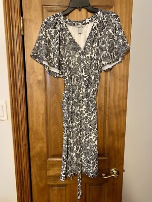H&M Black Floral Flutter Sleeve Belted Dress Medium