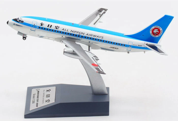 1:200 Aviation ANA BOEING 737-200 Passenger Airplane Diecast Aircraft Model