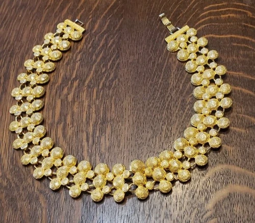 Gold Tone Metal Collar Necklace Vintage Retro Jewelry TV Movie Prop Costume