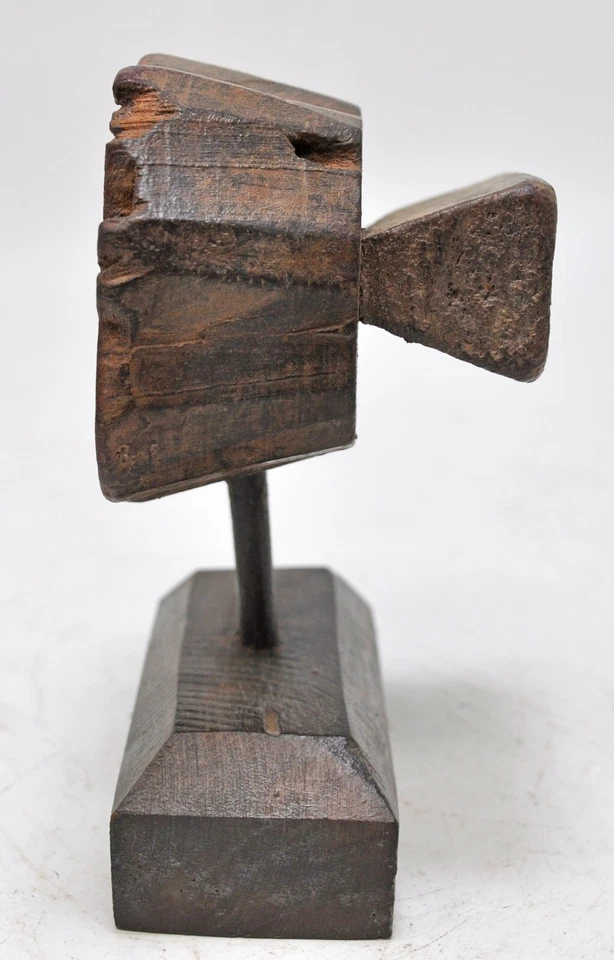 Antique Wooden Textile Printing Block Carving on Stand Original Old Fine Hand Ca - Image 4 of 4