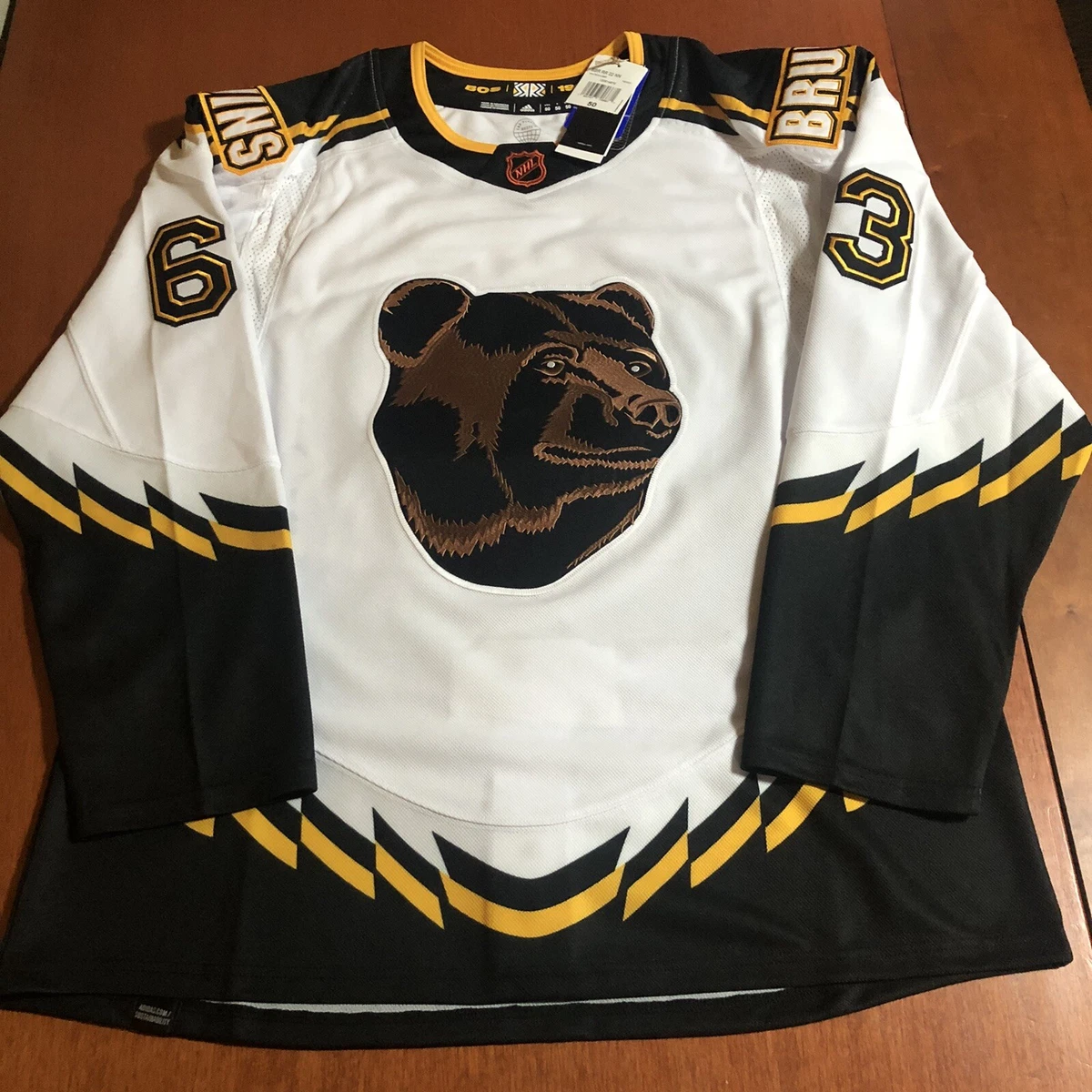 Adidas Brad Marchand 56 Boston Bruins Pooh Bear Reverse Retro Jersey NHL -  READ