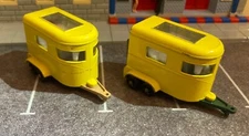 2 Lesney MATCHBOX 43 TAN andGREEN BASE HORSE  TRAILER