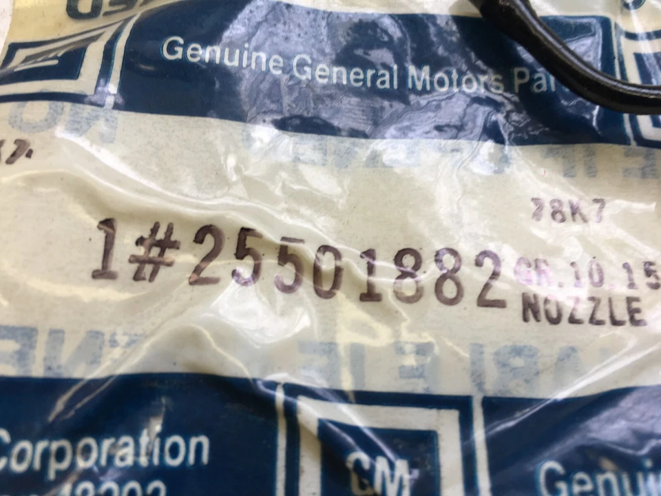 GM NOS 1980-81 Oldsmobile Omega Chevy Citation parabrisas lavadora boquilla de pulverización Foto 2 de 4