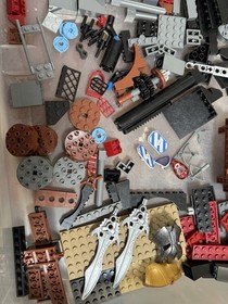 LEGO Knights' Kingdom 8877 Vladek's Dark Fortress Parts Lot