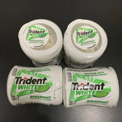 4 Botellas de Goma de Mascar TRIDENT Blanco Menta Sin Azúcar 240 Piezas en Total - Imagen 1 de 2