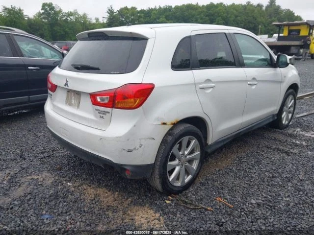 (LOCAL PICKUP ONLY) Trunk/Hatch/Tailgate With Sport Spoiler Fits 11-18 OUTLANDER Foto 4 de 4