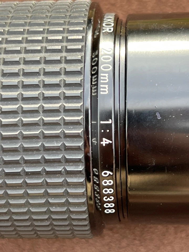 Teleobjetivo Nikon Nikkor 200 mm f/4 Ai MF Foto 3 de 4