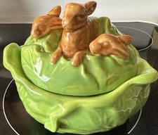 VINTAGE 80S HOLLAND MOLD MM CERAMIC BUNNIES IN GREEN CABBAGE CANISTER JAR BOWL