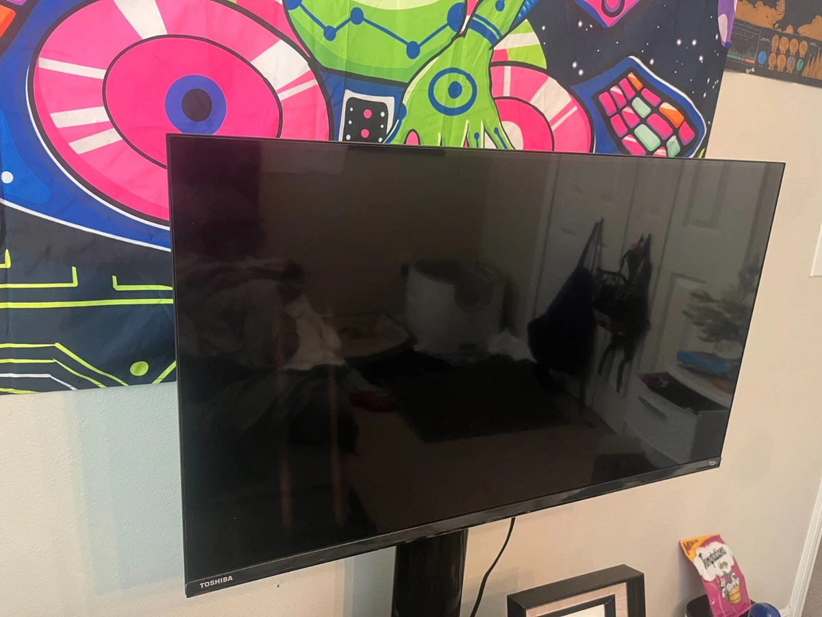 Toshiba 720p (HD) Maximum Resolution 30-39 in Screen TVs for Sale