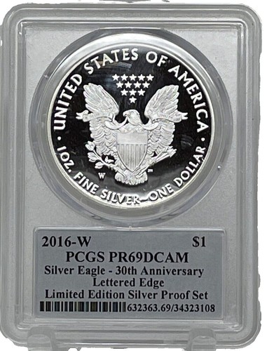 Australia Christmas Tree 2016 1oz Star Shaped Silver Proof $1 Coin