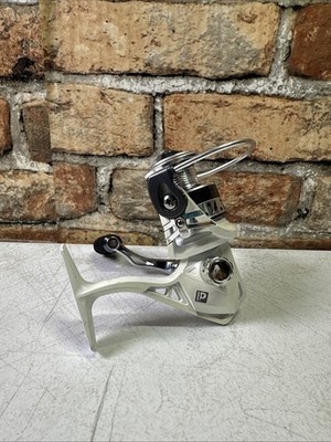 iP Profishiency  RAT 5.2:1 Spinning Fishing Reel LBS 6-8 / YDS 310-235/ White