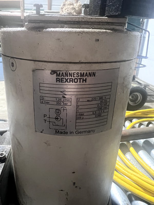 Mannesmann Rexroth 476807 / LVD tooling clamp hydraulic Pump 