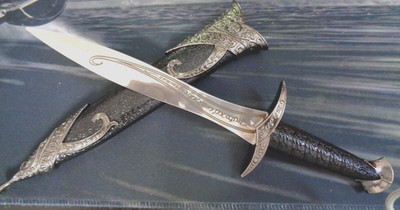 11'' LOTR Mini Sting Sword - NEW !