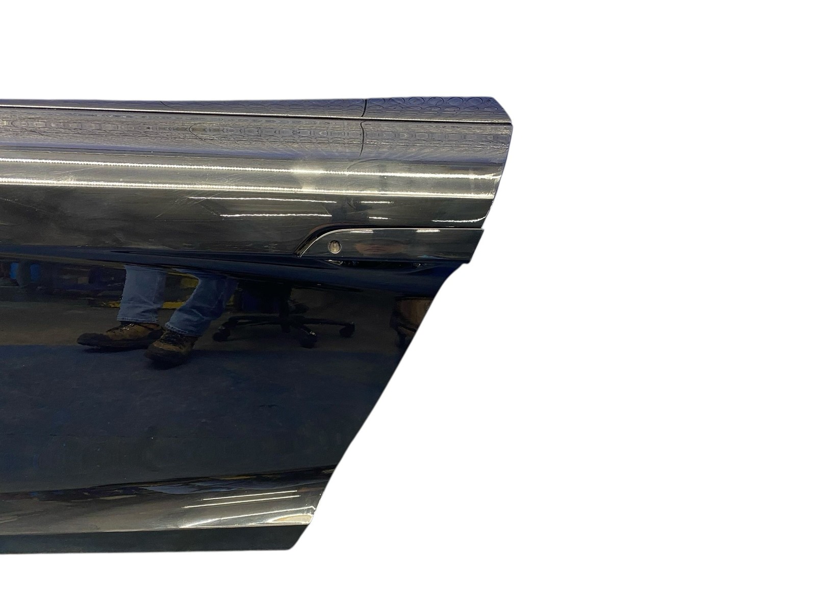 2011-2015 AUDI R8 SPYDER FRONT LEFT DOOR SHELL PHANTOM BLACK PEARL (L8PA) OEM