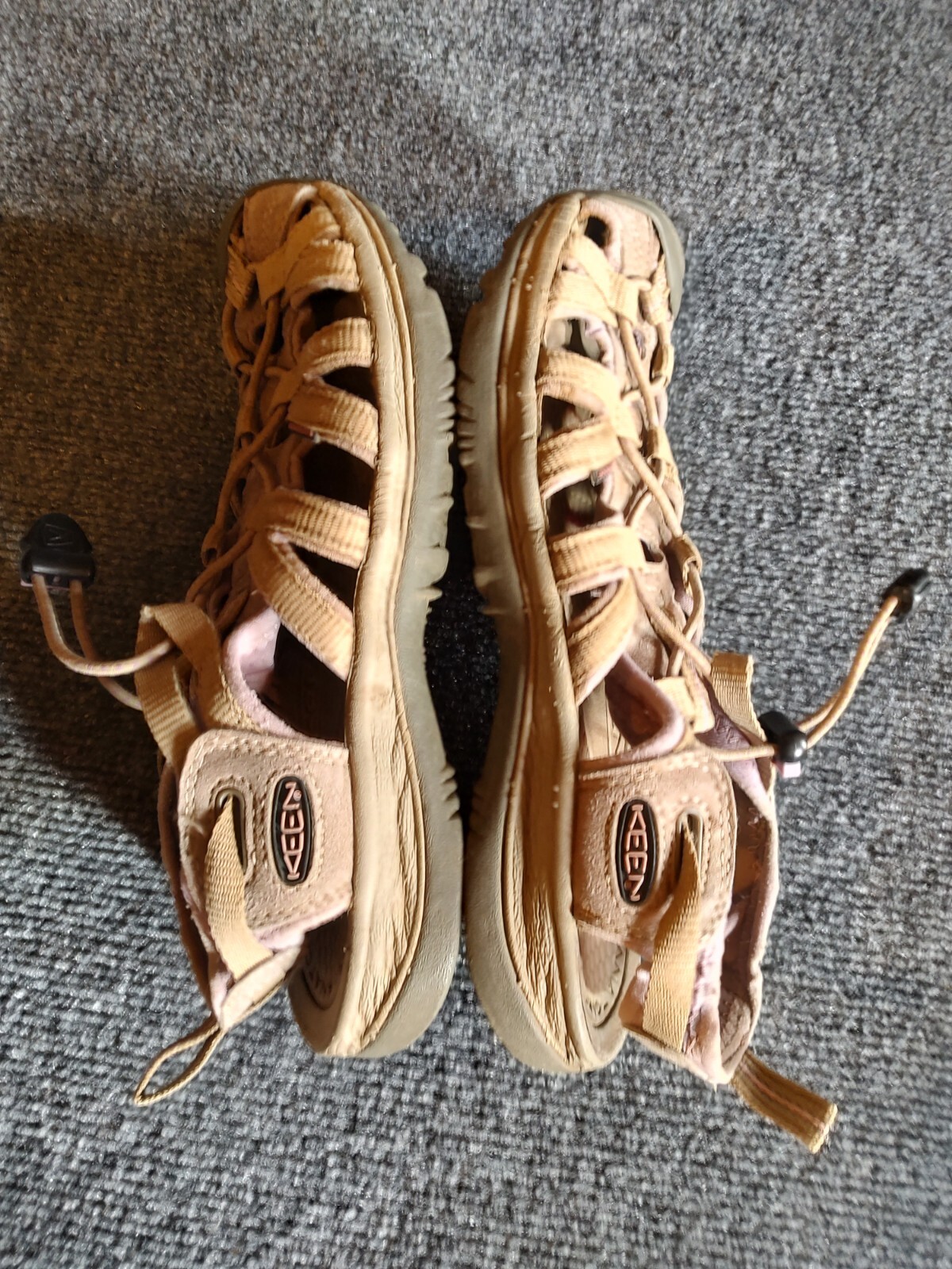 Sandalo sportivo da donna Keen Whisper taglia 6 punta chiusa escursionismo