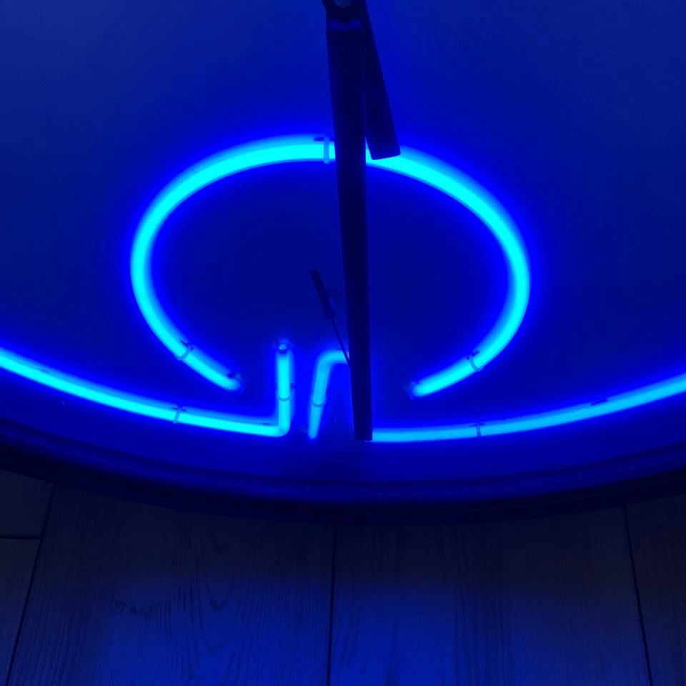 Howard Miller Post Modern Monument Large Neon Needs Movement Please Read - Image 4 of 4