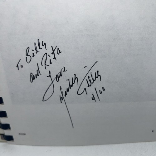 Mickey Gilley’s “ Favorite Recipes”Cookbook 1992 Signed - Picture 3 of 8