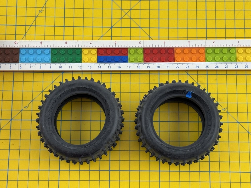Schumacher T694L Reifen 1:10 Offroad Post. (2pz) Vintage Modell - Bild 2 von 4