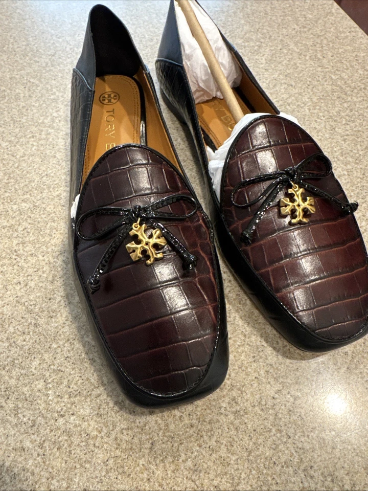Mocasín Tory Burch Tory Charm Mate Croco Repujado Napa Cuero Zapatos Talla 7 Nuevo en Caja Foto 2 de 4