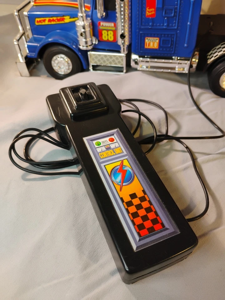 🔥 Remolque para carros semi camión radiocontrol vintage años 90 1/14 radiocontrol ¡¡Funciona!! Ford F150 y Mustang 🔥🔥 Foto 4 de 4