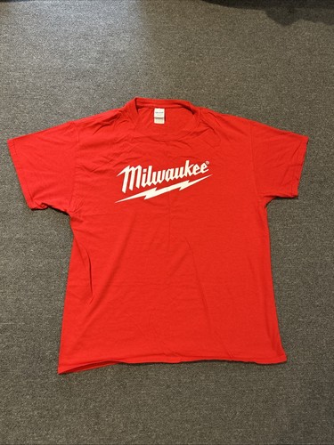 Milwaukee Tools Men's Large T-Shirt 100% Heavy Cotton Graphic Print Logo Red - Picture 1 of 6