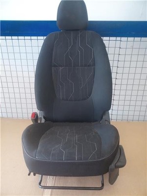 D4FD  Sitzsatz Hyundai ix35 ellm 2010 17 essence 2wd 17 ltr 85 kw crdi cat