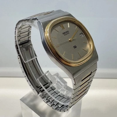 Vintage Seiko Quartz 8222-5170 Two-Tone Watch Gold Tone Date Japan Unisex 35mm - Bild 1 von 4