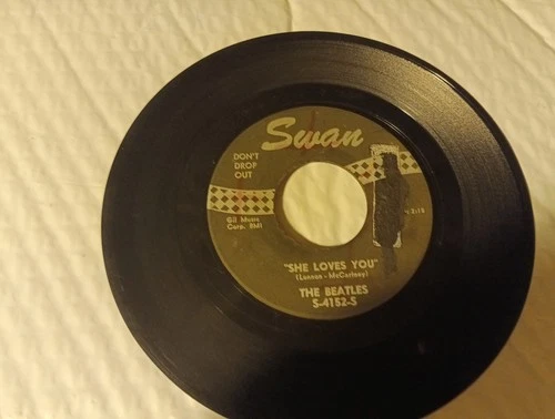 The Beatles - She Loves You/I’ll Get You 45 Swan S-4152 Electrostatic Cleaned
