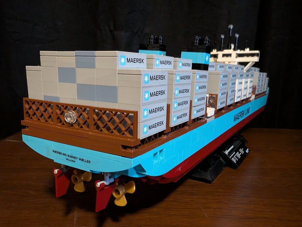 LEGO Creator Expert: Maersk Line Triple-E (10241) 5702015122450| eBay