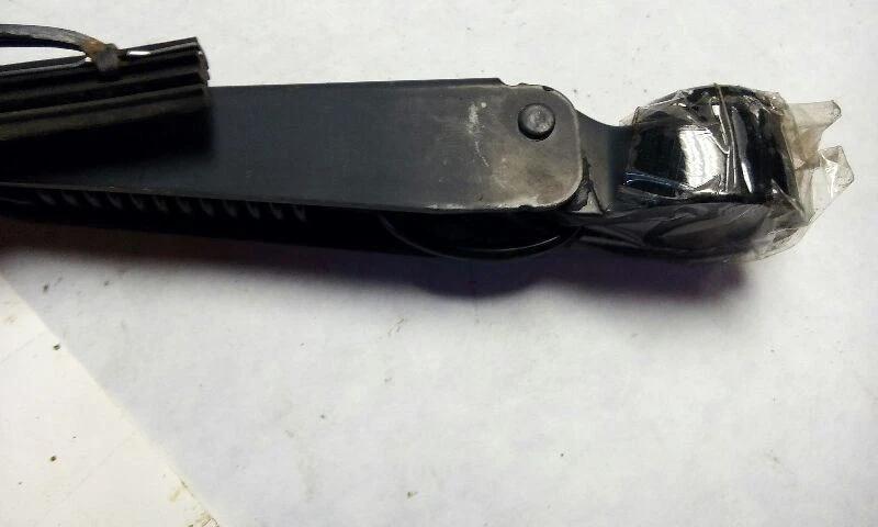 Chrysler PT Cruiser 2008 brazo limpiaparabrisas Foto 2 de 4