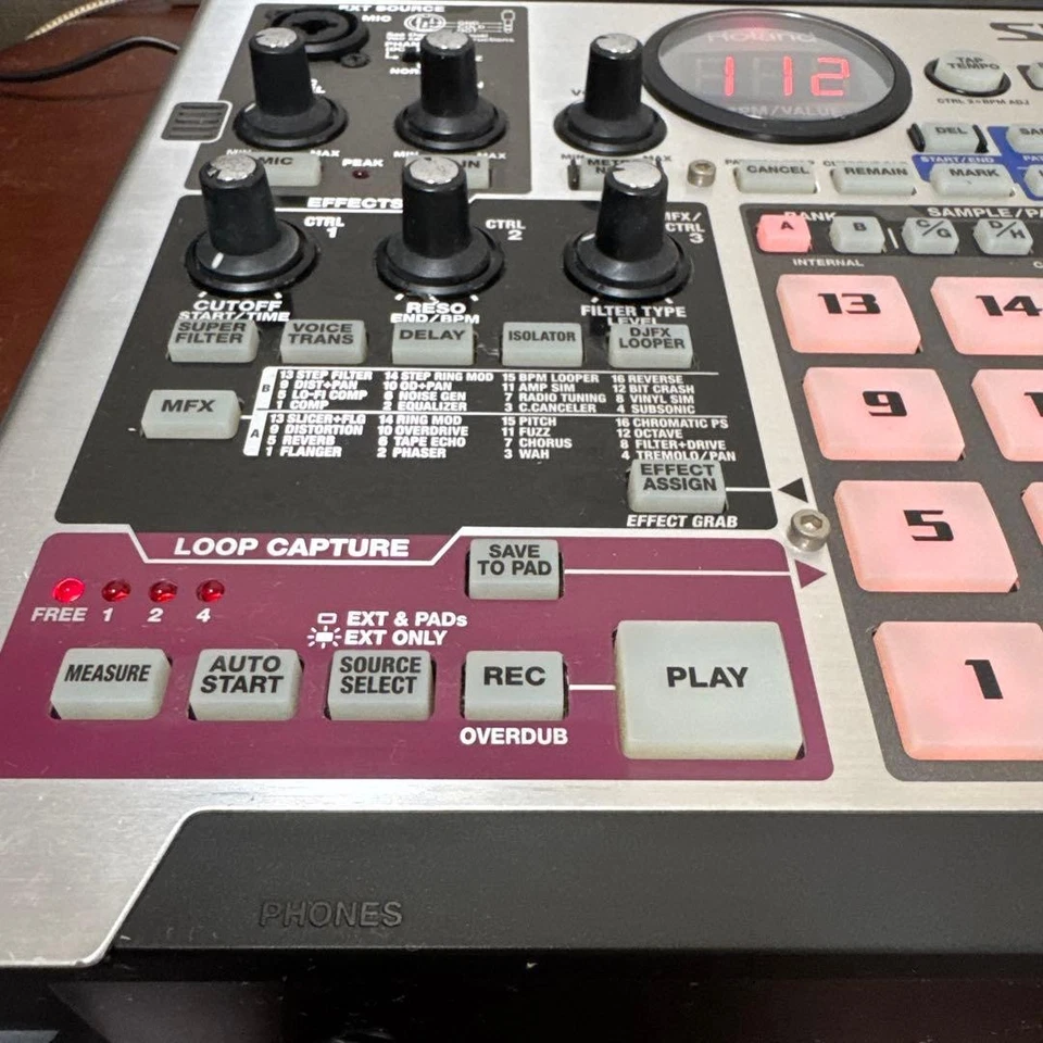 Roland SP-555 Creative Sampler mit Performance Effekten SP-404 606 Neuwertig #4 - Bild 3 von 4